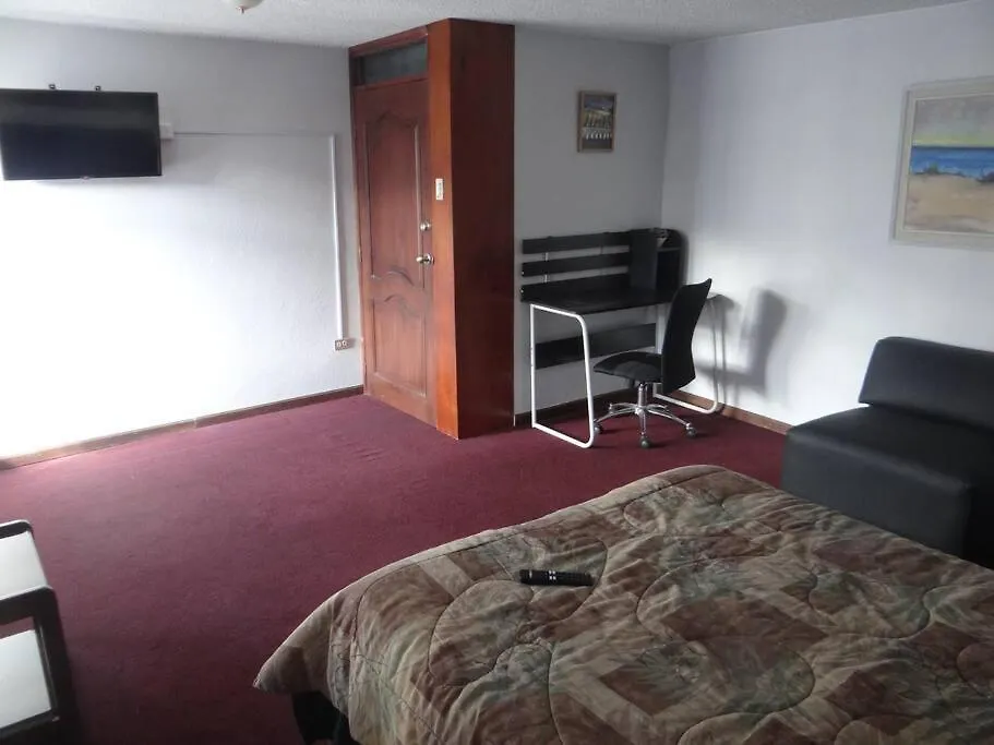 Apartment San Antonio Inn Quito