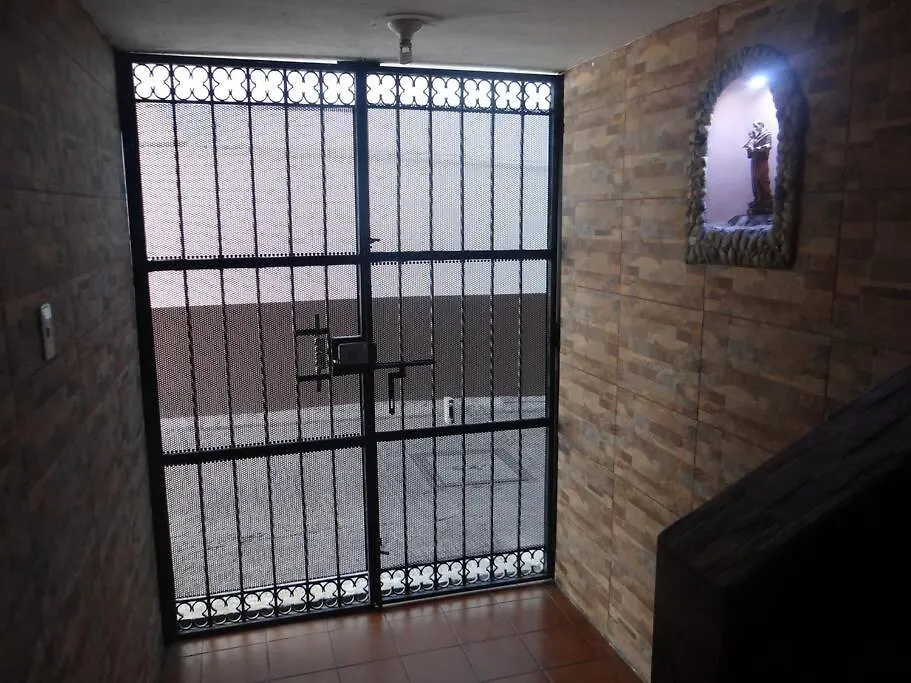 San Antonio Inn Quito Apartment